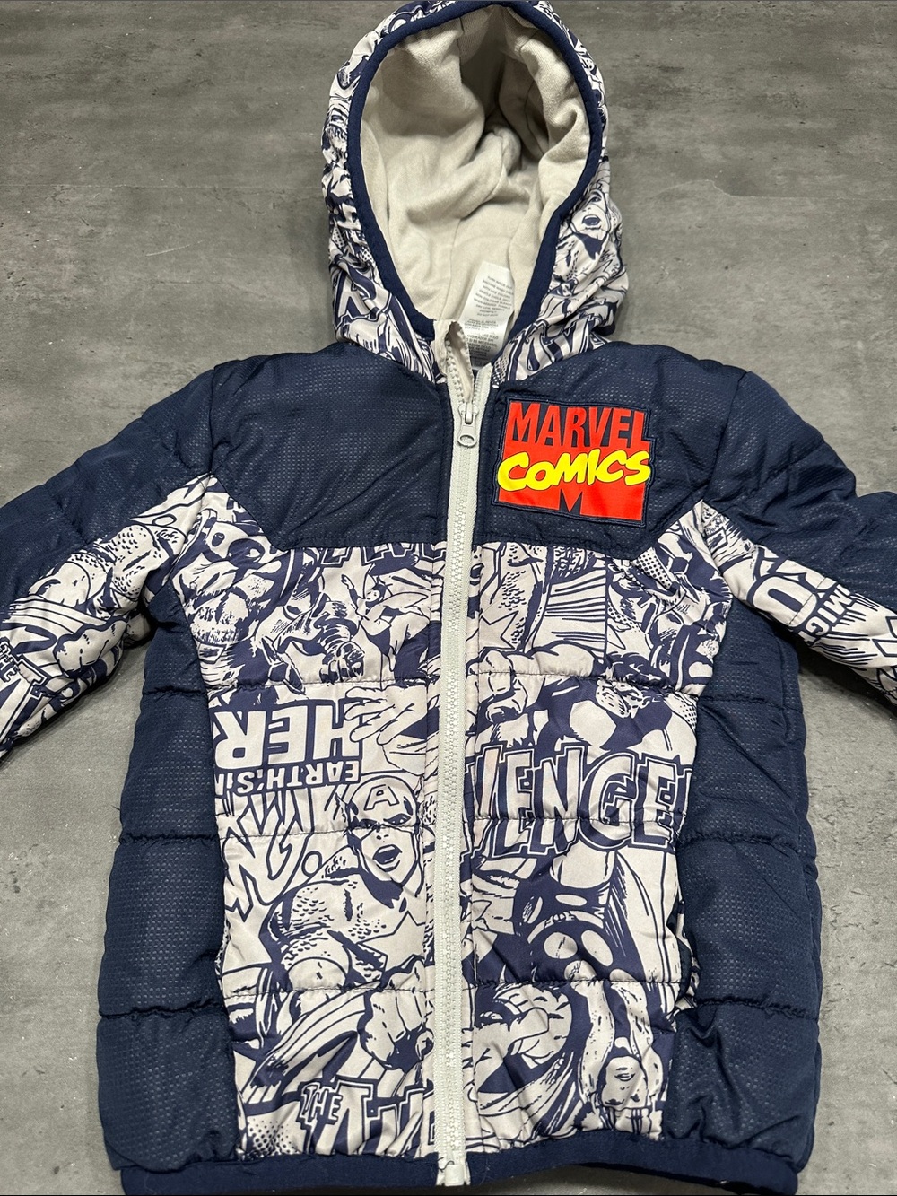Boys size 6 puffer jacket